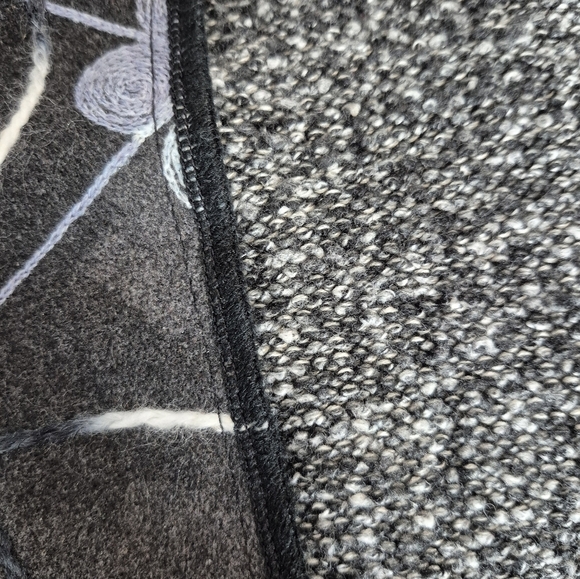 Sioni Studios Sleeveless Cardigan - Size XL - Picture 10 of 13